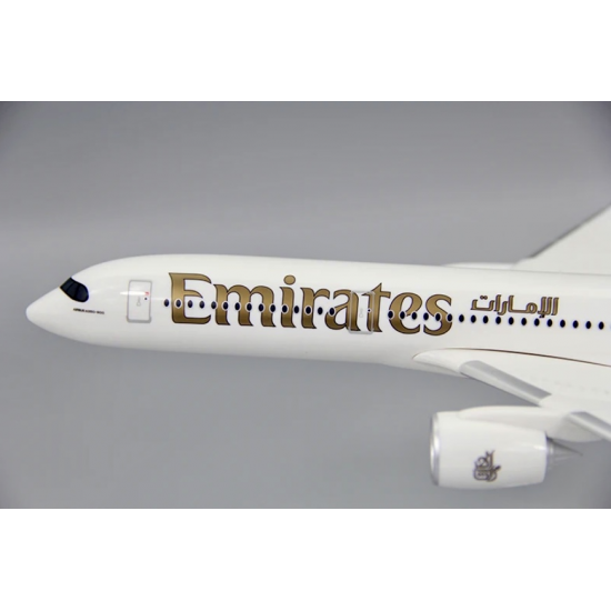 Модель літака AIRBUS A350-900 UAE Emirates 1:200