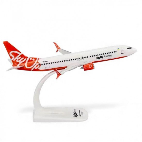 Модель літака Boeing 737-800 SkyUp Airlines