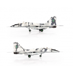Модель истребителя МиГ-29 Воздушных Сил Украины (1:72) Модель истребителя МиГ-29 Воздушных Сил Украины (1:72)
