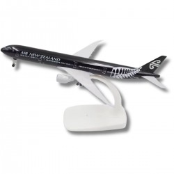 Металлическая модель самолета Boeing 777-300 Air New Zealand, масштаб:1:400 Металлическая модель самолета Boeing 777-300 Air New Zealand, масштаб:1:400