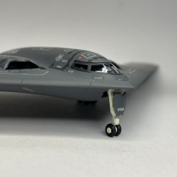Металлическая модель американского стратегического бомбардировщика B-2A Spirit – Herpa масштаб 1:200 Металлическая модель американского стратегического бомбардировщика B-2A Spirit – Herpa масштаб 1:200