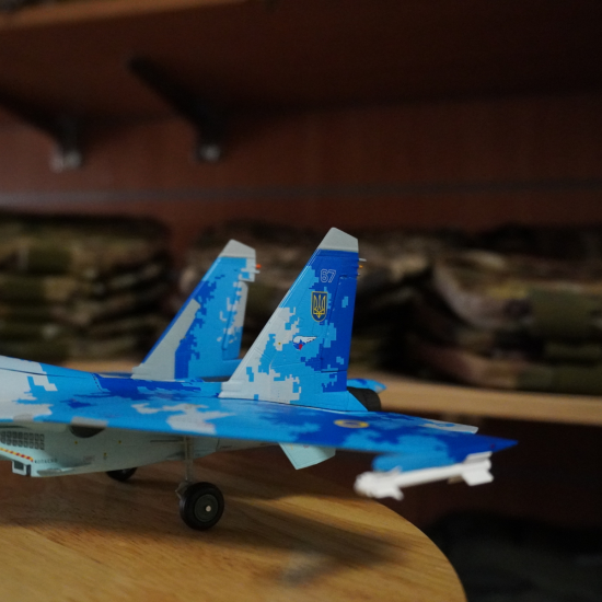 Metal Model of Su-27 Fighter Jet, Ukrainian Air Force (1:72)