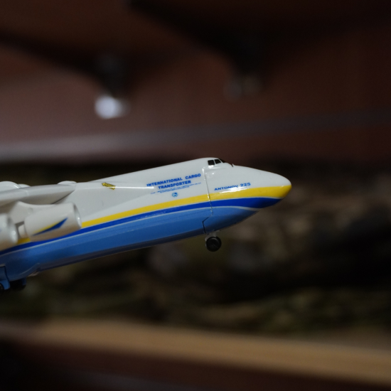 Модель літака Ан-225 «Мрія» 1:400 (20 см)