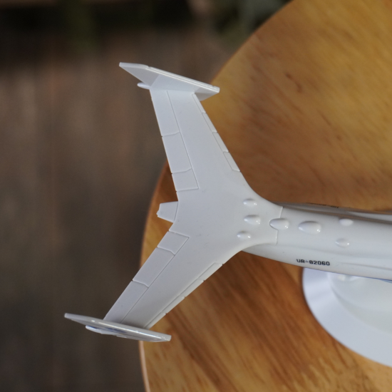 Модель літака Ан-225 «Мрія» 1:400 (20 см)