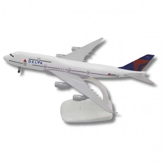 Metal model of the Boeing 747-400 DELTA aircraft, scale: 1:400