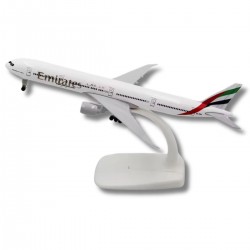 Металлическая модель самолета Boeing 777-300 Emirates, масштаб:1:400 Металлическая модель самолета Boeing 777-300 Emirates, масштаб:1:400