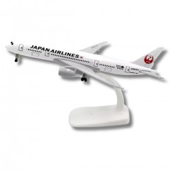 Metal model of the Boeing 777-300 Japan Airlines aircraft, scale: 1:400 Metal model of the Boeing 777-300 Japan Airlines aircraft, scale: 1:400
