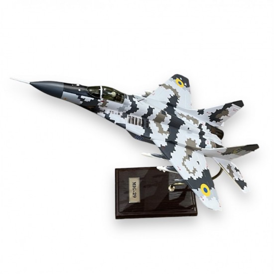 MiG-29 aircraft model 1:48