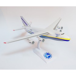 Модель самолёта Ан-124 "Руслан" Lupa Модель самолёта Ан-124 "Руслан" Lupa