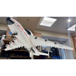 Модель літака Ан-225 Мрія та Буран СССР-82060 Antonov Airlines 1:200