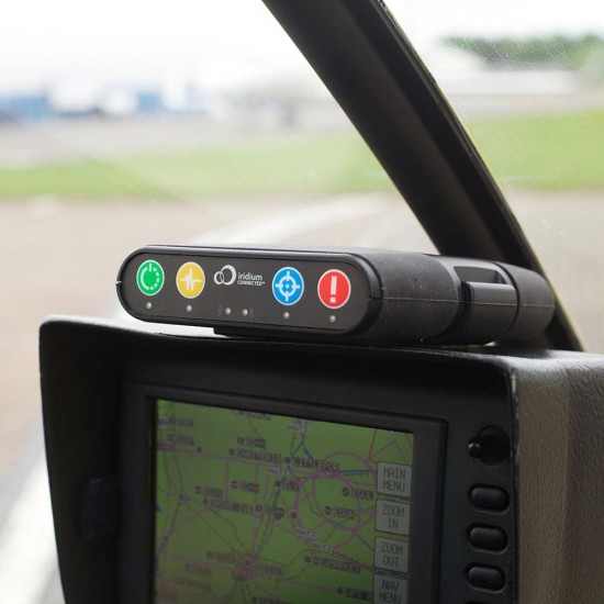 Багатофункціональний пристрій зв'язку та трекінгу для малої авіації та наземної техніки RockAIR