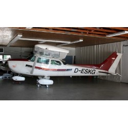 Самолет Cessna 172P Самолет Cessna 172P
