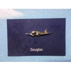 Значок авиационный Douglas 32х9х3  Значок авиационный Douglas 32х9х3