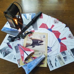 Паперова модель літака №3 "Фабрика паперових літаків"