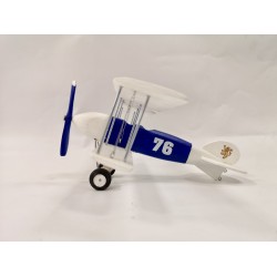 Самолет-биплан бело-синий с номером 76