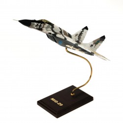 Модель самолета Миг-29 1:32