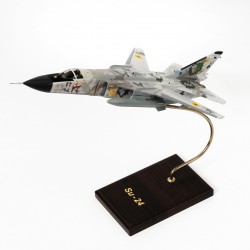 Су-24М модель літака масштаб 1:72