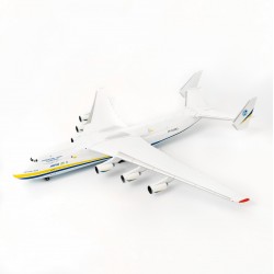 Модель самолета Herpa Антонов Ан-225 Antonov Airlines 1:400
