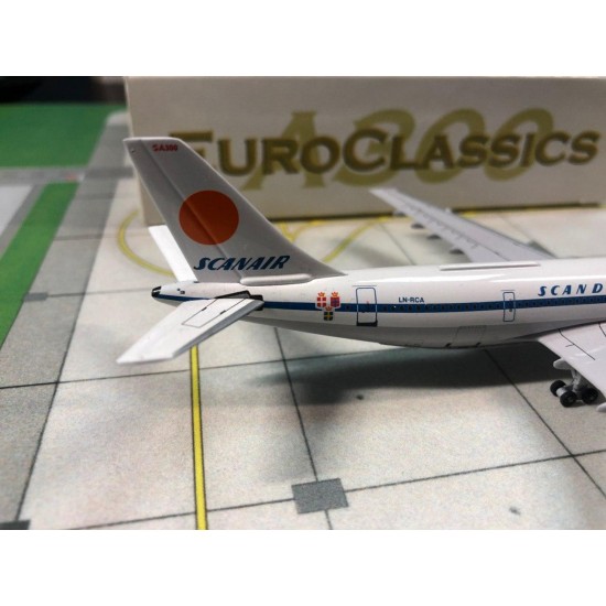 Модель літака AIRBUS A300 SCANDINAVIAN LN-RCA SCANAIR