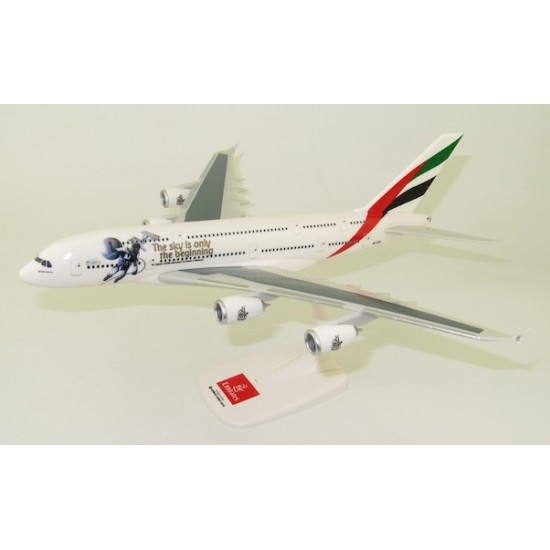 Модель літака AIRBUS A380-800 EMIRATES « THE SKY IS ONLY THE BEGINNING » A6-EEH