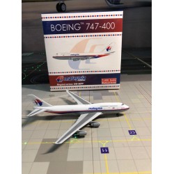 Модель самолета BOEING 747-400 MALAYSIA AIR 9M-MPP Модель самолета BOEING 747-400 MALAYSIA AIR 9M-MPP