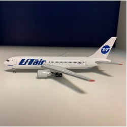 Модель літака BOEING 767-200 UTAIR 2E Accessories