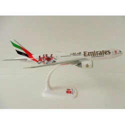 Boeing 777-200LR Emirates FC Arcenal London 1:200 Herpa