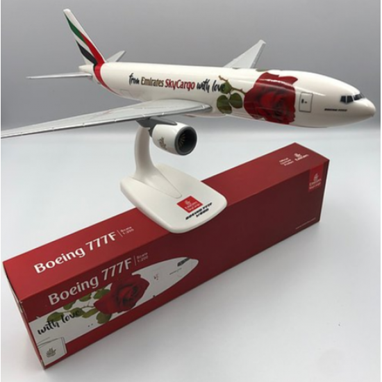 Boeing 777-200F Emirates SkyCargo "Valentine Rose" A6-EFL 1:200