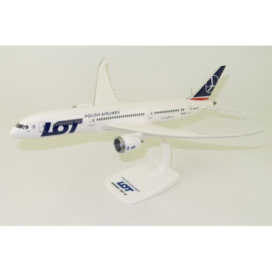 Модель літака BOEING 787-9 LOT POLISH AIRLINES SP-LSA OFFICIAL AIRLINE PROMO BOX 1:200
