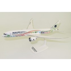 Модель самолета BOEING 787-9 AEROMEXICO QUETZALCOATL XA-ADL 1:200 Модель самолета BOEING 787-9 AEROMEXICO QUETZALCOATL XA-ADL 1:200