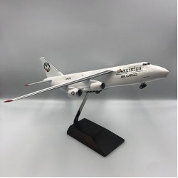 Модель літака Ан-124 Maximus Air Cargo UR-ZYD  Модель літака Ан-124 Maximus Air Cargo UR-ZYD