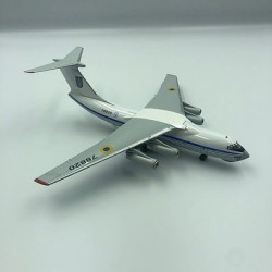 Модель літака Іл-76 ВПС 1:200 Модель літака Іл-76 ВПС 1:200