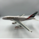 Модель літака A380 Emirates (1:250)