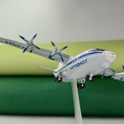 Модель літака Ан-12 Аерофлот СССР-11527