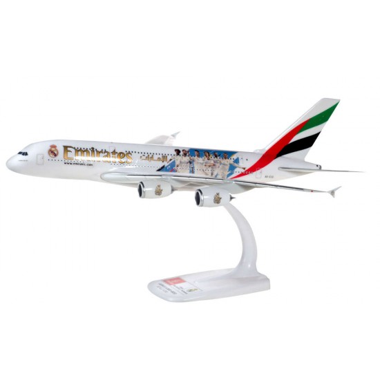 Модель самолета AIRBUS A380-800 Emirates "Real Madrid 2018" A6-EUG (1:250)