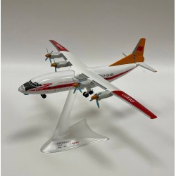 Модель самолета Ан-12 Aeroflot Polar Aviation 1:200 Модель самолета Ан-12 Aeroflot Polar Aviation 1:200