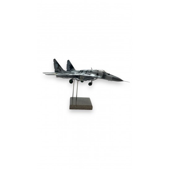 Модель самолета Миг-29 "Тризуб" 1:72